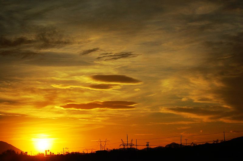 太阳就要落山 ...